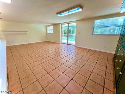 4708 Orange Grove Blvd, North Fort Myers FL - photo 17 of 48