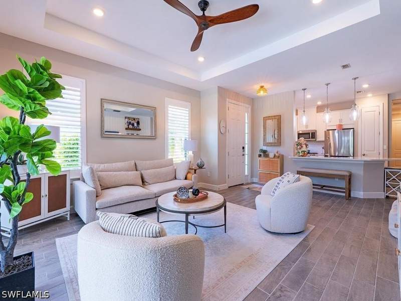 2 bedroom Attached at 15160 Sacile St, Esplanade By The Islands, Naples — photo 2