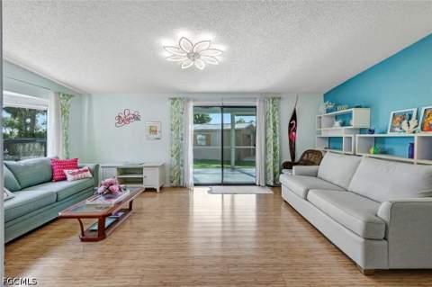 19682 Eagle Trace Ct, North Fort Myers FL - photo 6 of 28