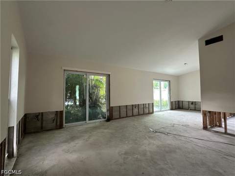 1653 Atlanta Plaza Dr, Sanibel FL - photo 7 of 15
