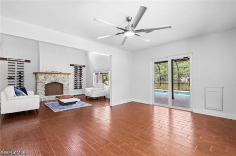 201 Perkins Dr, Naples FL - photo 12 of 50
