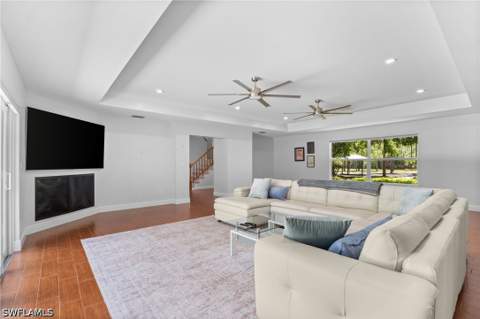 201 Perkins Dr, Naples FL - photo 17 of 50