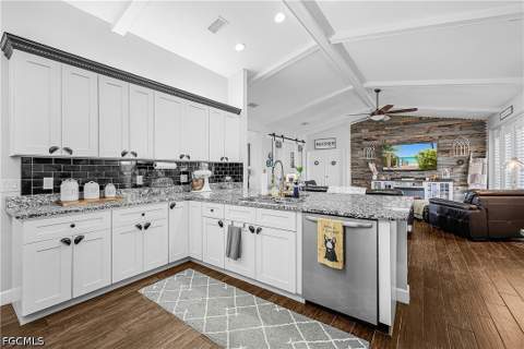 13961 Binghampton Dr, Fort Myers FL - photo 6 of 50