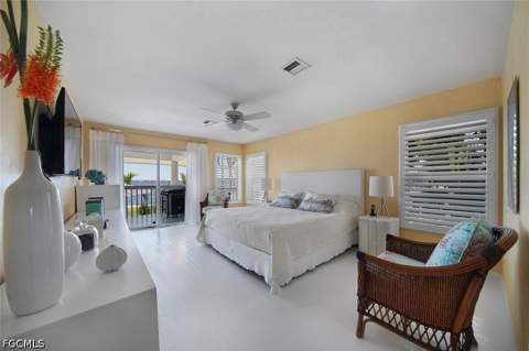 656 Coral Dr, Cape Coral FL - photo 15 of 30