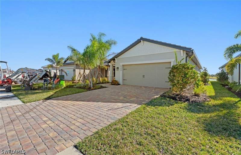 2 bedroom SingleFamilyResidence at 6380 Honor Way, Del Webb, Ave Maria — photo 4