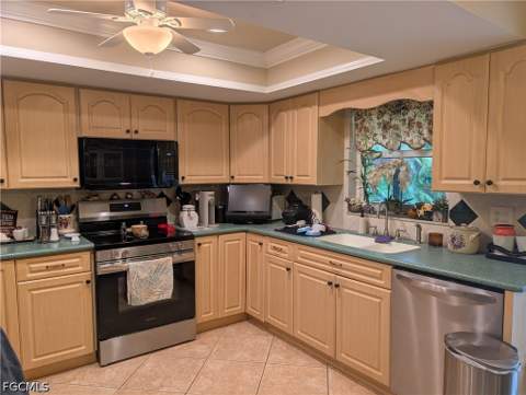 2324 Caladium Rd, Fort Myers FL - photo 8 of 46