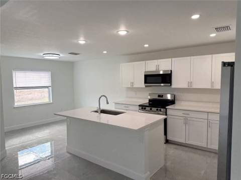 3705 26th St SW, Lehigh Acres FL - photo 6 of 29