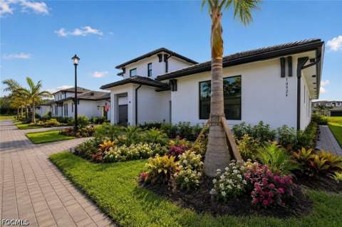 10919 Salt Bay Way, Fort Myers FL - photo 8 of 30