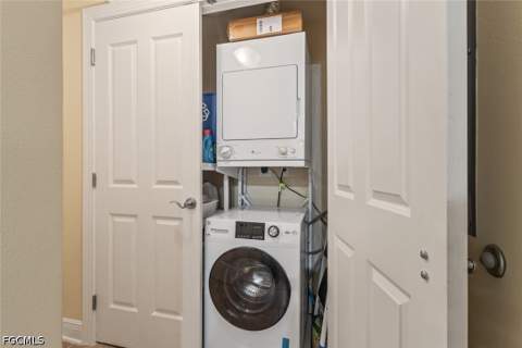 2825 Palm Beach Blvd 203, Fort Myers FL - photo 21 of 39