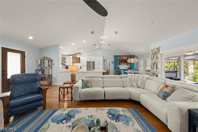 3 bedroom SingleFamilyResidence at 11940 Oakland Dr, Charlotte Shores, Bokeelia — photo 2