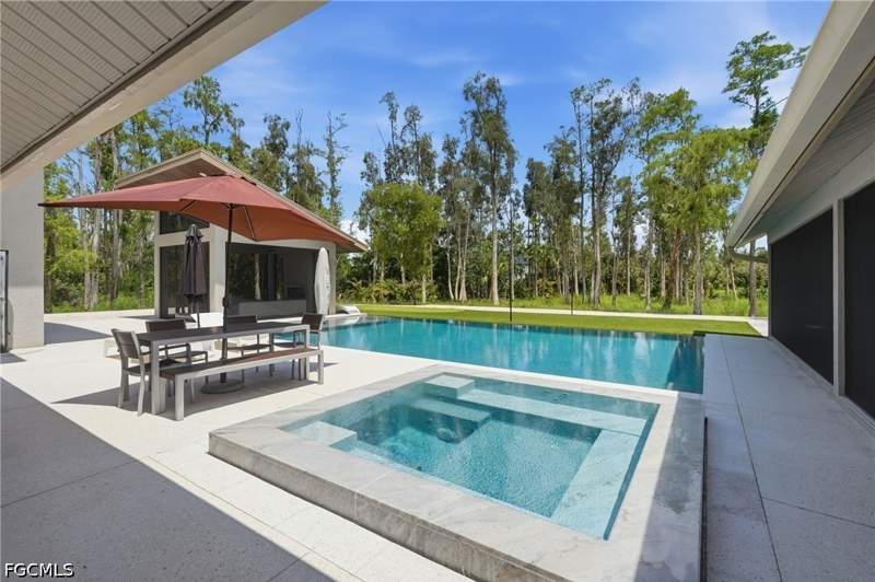4 bedroom SingleFamilyResidence at 15821 Shamrock Dr, Briarcliff, Fort Myers — photo 2