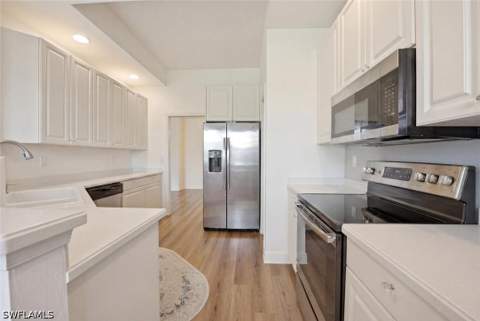5120 W Hyde Park Ct 103, Fort Myers FL - photo 11 of 45