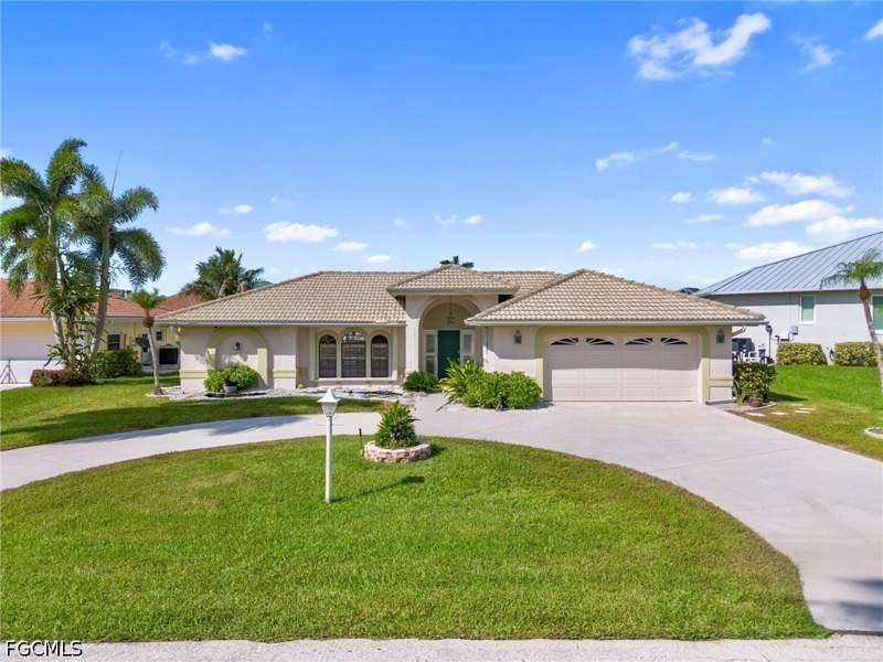 3 bedroom SingleFamilyResidence at 14661 Fair Havens Rd, Palm Acres, Fort Myers — photo 4