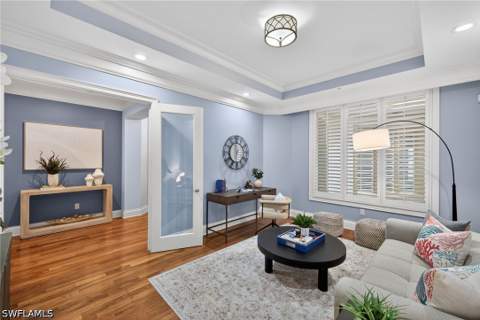 625 5th Ave S 302, Naples FL - photo 13 of 33