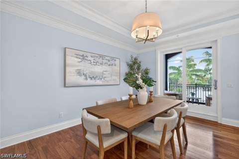 625 5th Ave S 302, Naples FL - photo 16 of 33