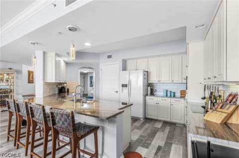 12701 Mastique Beach Blvd 602, Fort Myers FL - photo 8 of 38