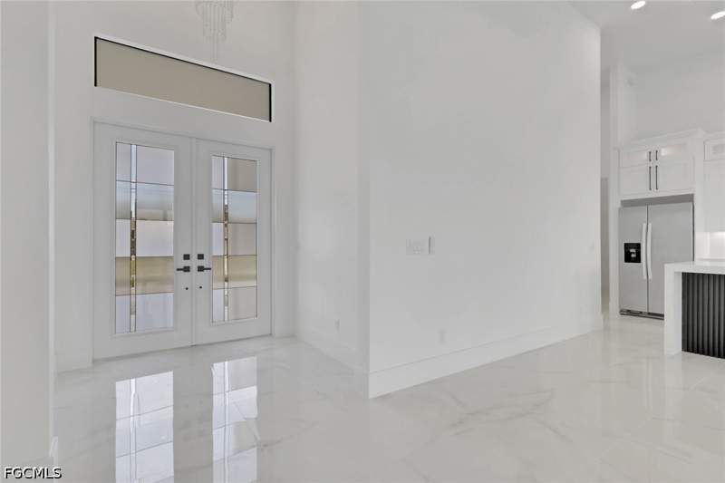 5 bedroom SingleFamilyResidence at 1323 SE 17th St, Cape Coral, Cape Coral — photo 3
