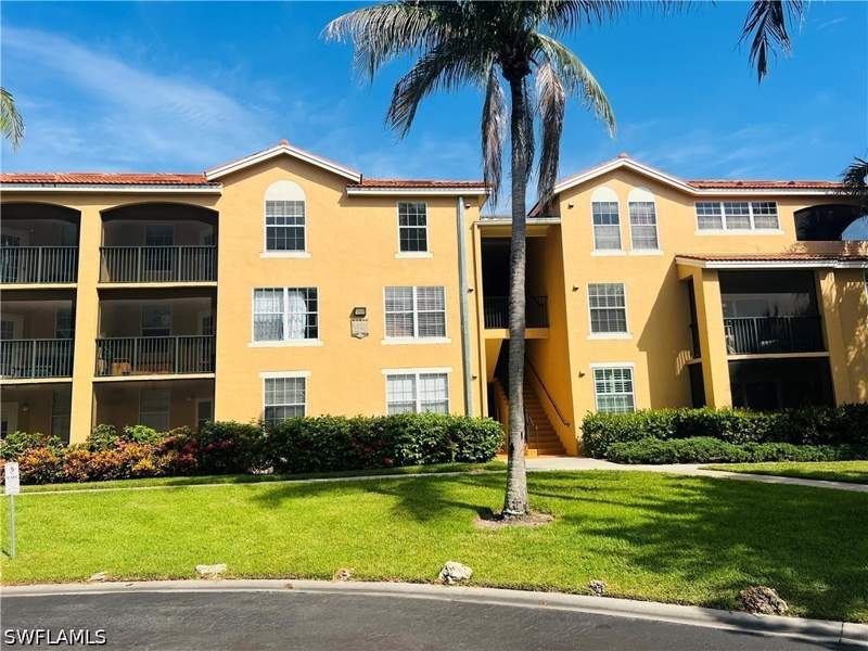 2 bedroom Condominium at 8717 River Homes LN 5206, SANCTUARY, Bonita Springs — photo 2