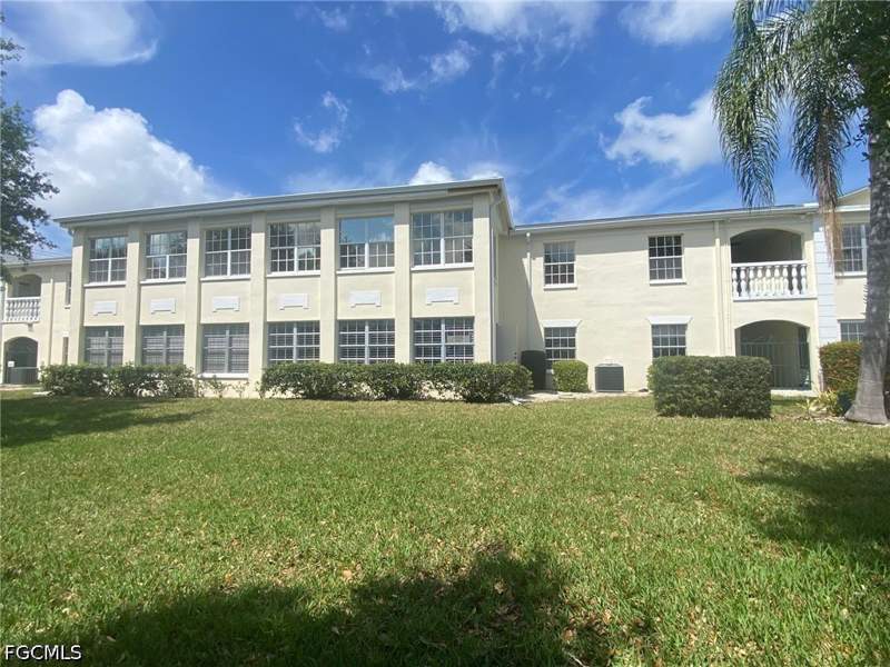 2 bedroom Condominium at 13520 Stratford Place Cir, Stratford Place Condo, Fort Myers — photo 5