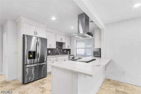 209 Kingston Dr, Fort Myers FL - photo 9 of 41