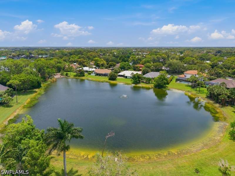 3 bedroom SingleFamilyResidence at 740 Bald Eagle Dr 40, Naples Bath And Tennis Club, Naples — photo 2