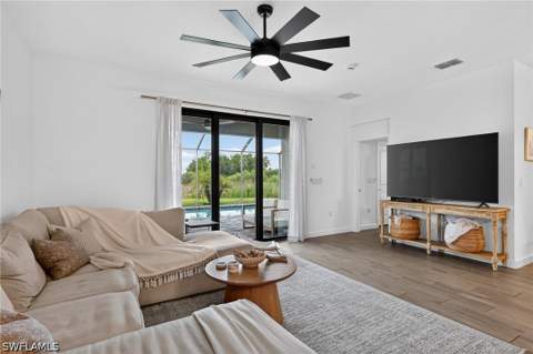 1385 Birdie Dr, Naples FL - photo 13 of 41