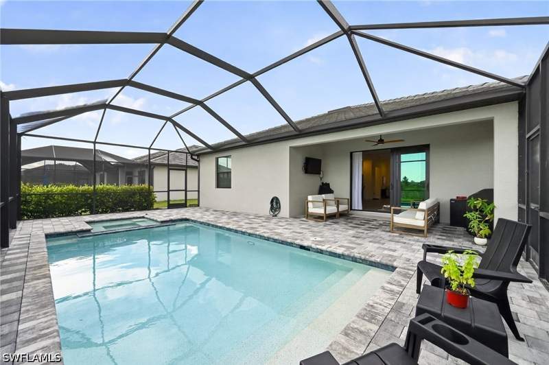 4 bedroom SingleFamilyResidence at 1385 Birdie Dr, Valencia Country Club, Naples — photo 4