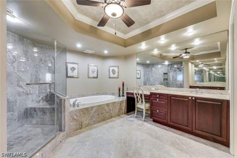 1050 Borghese Ln 605, Naples FL - photo 18 of 34