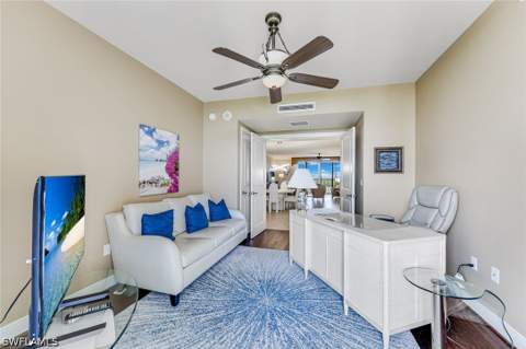1050 Borghese Ln 605, Naples FL - photo 21 of 34