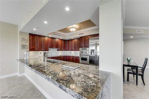 1050 Borghese Ln 605, Naples FL - photo 8 of 34