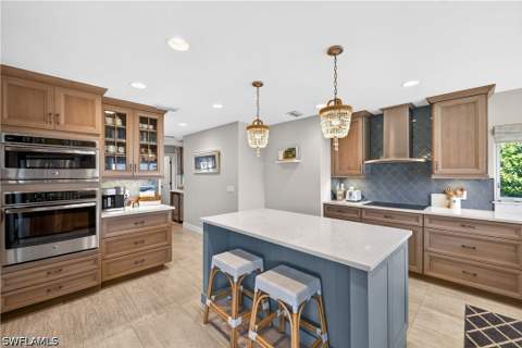 240 Channel Dr, Naples FL - photo 9 of 34