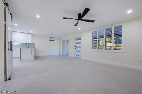 1537 Chesapeake Ave A-4, Naples FL - photo 8 of 31