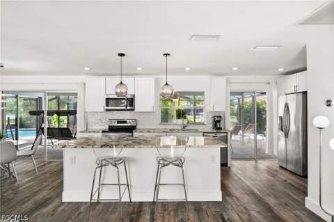 5122 SW 3rd Ave, Cape Coral FL - photo 7 of 49