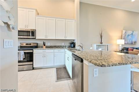 9386 Pocida Ct 204, Naples FL - photo 11 of 37