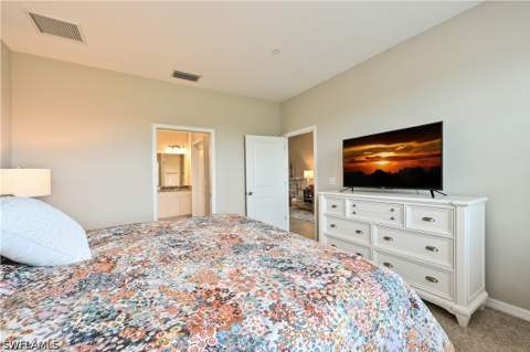 9386 Pocida Ct 204, Naples FL - photo 15 of 37
