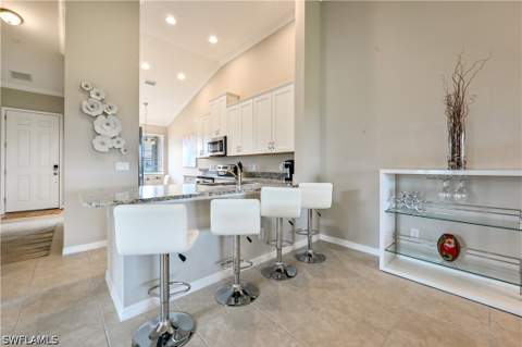 9386 Pocida Ct 204, Naples FL - photo 9 of 37