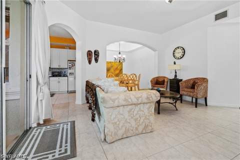 1405 Mariposa Cir 102, Naples FL - photo 10 of 43