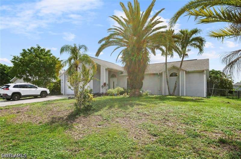3 bedroom SingleFamilyResidence at 3013 NE 5th Ave, Cape Coral, Cape Coral — photo 3