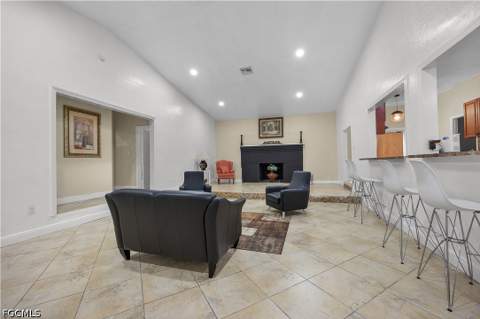 7823 Marx Dr, North Fort Myers FL - photo 7 of 27
