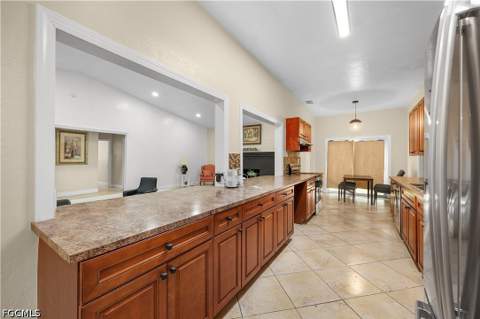7823 Marx Dr, North Fort Myers FL - photo 9 of 27