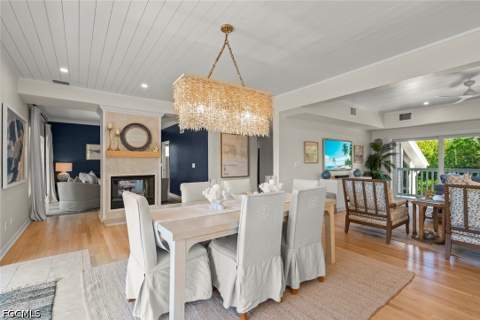 1048 Kings Crown Dr, Sanibel FL - photo 7 of 50