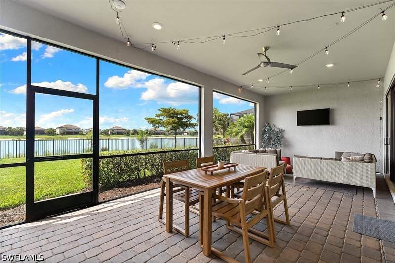 4 bedroom SingleFamilyResidence at 19753 Beechcrest Pl, The Place At Corkscrew, Estero — photo 2