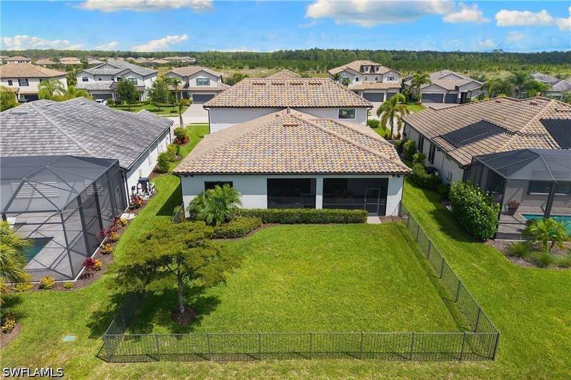 4 bedroom SingleFamilyResidence at 19753 Beechcrest Pl, The Place At Corkscrew, Estero — photo 4
