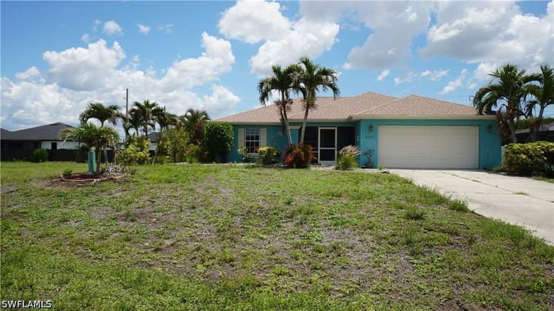 3 bedroom SingleFamilyResidence at 900 NW Embers Ter, Cape Coral, Cape Coral — photo 3