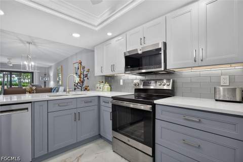 12090 Kelly Greens Blvd 111, Fort Myers FL - photo 12 of 46