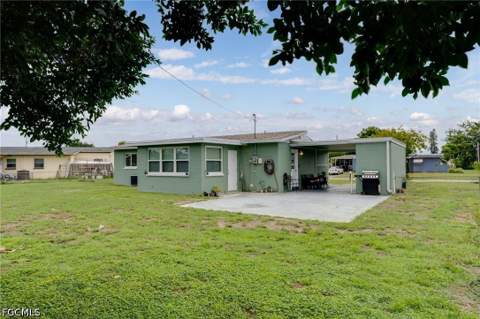 102 Oleander Rd, Lehigh Acres FL - photo 18 of 31