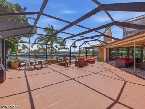 197 Gulfport Ct, Marco Island FL - photo 20 of 50