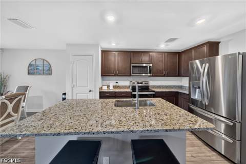 4060 NW 36th Ave, Cape Coral FL - photo 7 of 29
