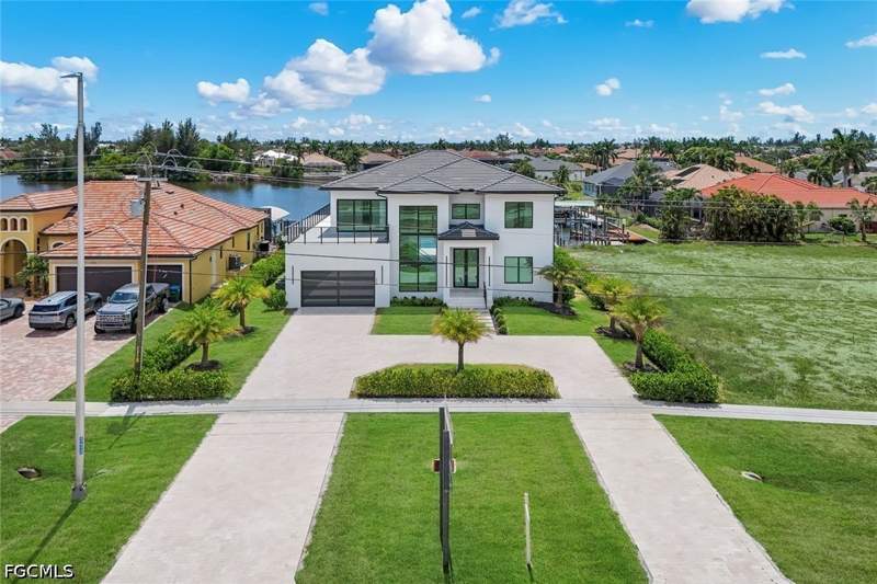 6 bedroom SingleFamilyResidence at 432 Burnt Store Rd S, Cape Coral, Cape Coral — photo 4