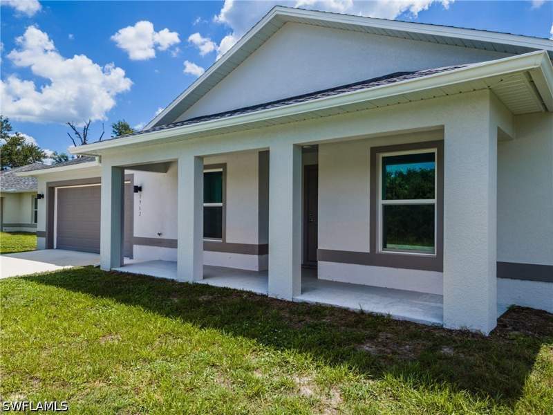 3 bedroom SingleFamilyResidence at 1962 Leghorn St, Greenbriar, Lehigh Acres — photo 3